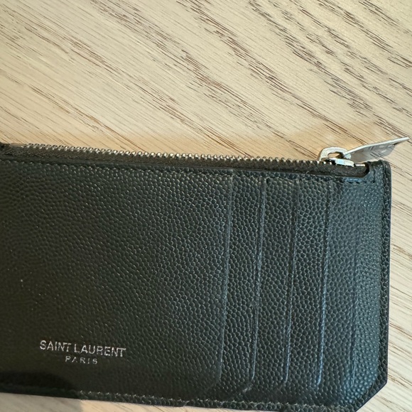 Authentic YSL card holder in excellent  condition - Picture 2 of 9